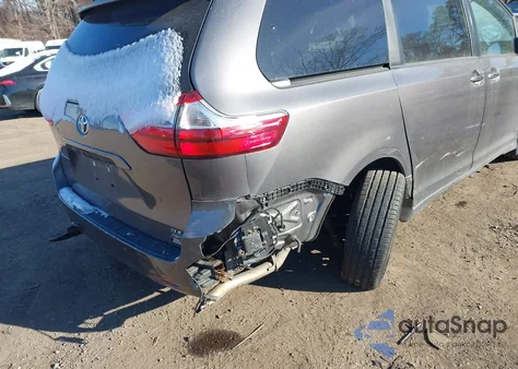 2018 Toyota Sienna Xle Premium 7 Passenger z USA, uszkodzony, nr VIN 5TDDZ3DC5JS199087